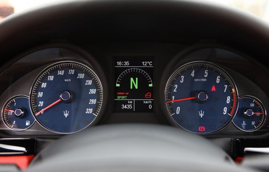  Maserati GranTurismo S 2008 года  (фото 66 из 142)